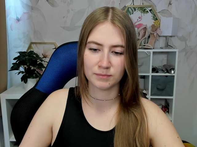 desireMegan live cam on BongaCams