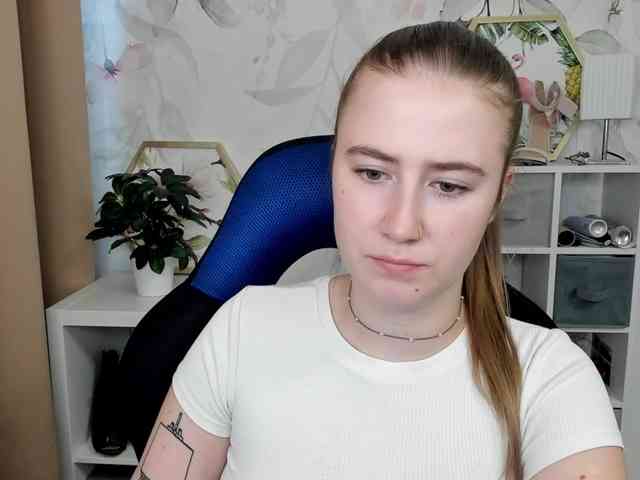 desireMegan webcam
