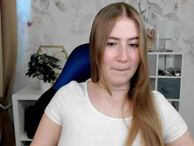 desireMegan webcam