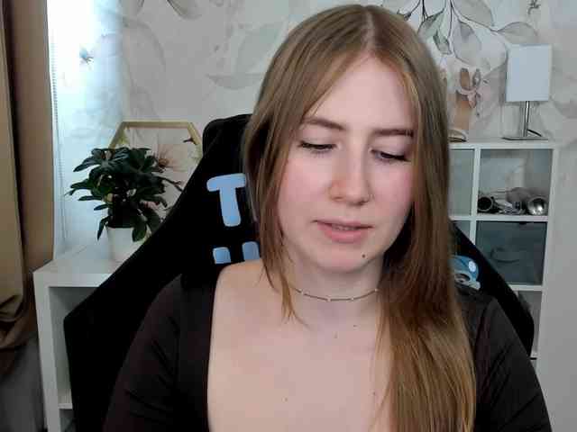 cam random chat DesireMegan