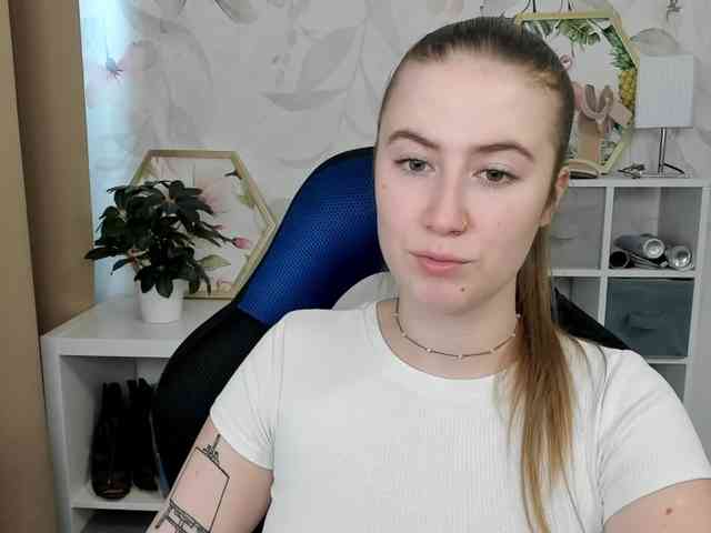 desireMegan webcam
