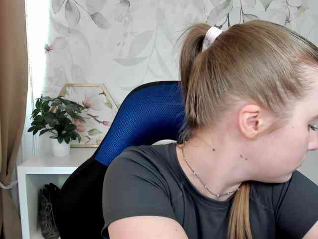 desireMegan webcam