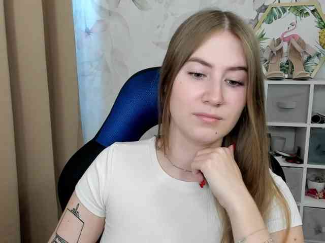 desireMegan webcam
