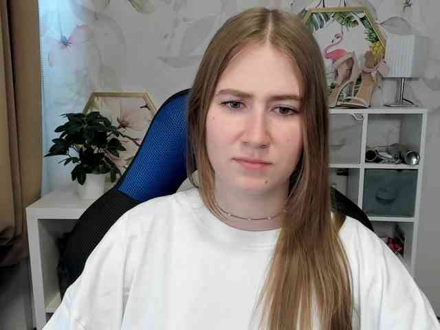 desireMegan webcam