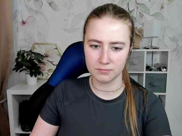 desireMegan webcam