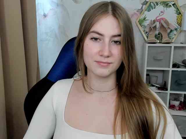 Model: desireMegan