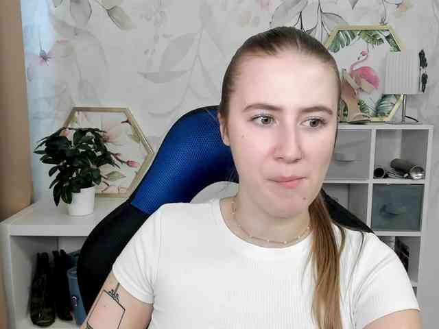 desireMegan webcam