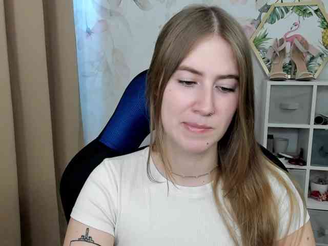 desireMegan webcam