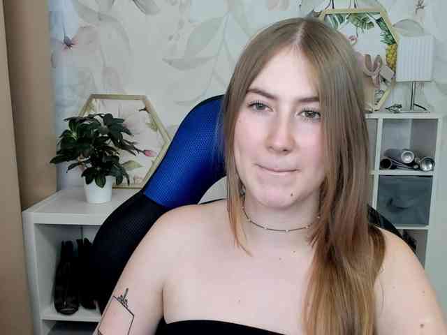 desireMegan webcam