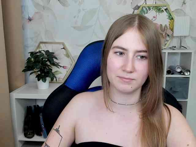 desireMegan webcam