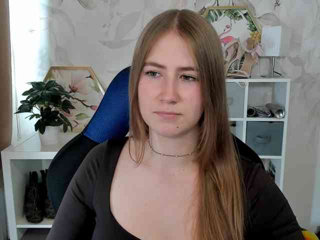 desireMegan Live Webcam on BongaCams