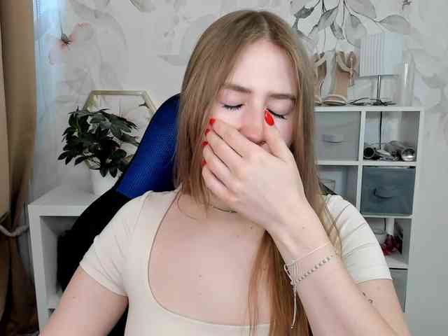 desireMegan webcam