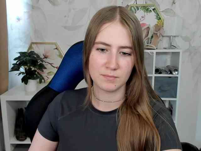 desireMegan webcam