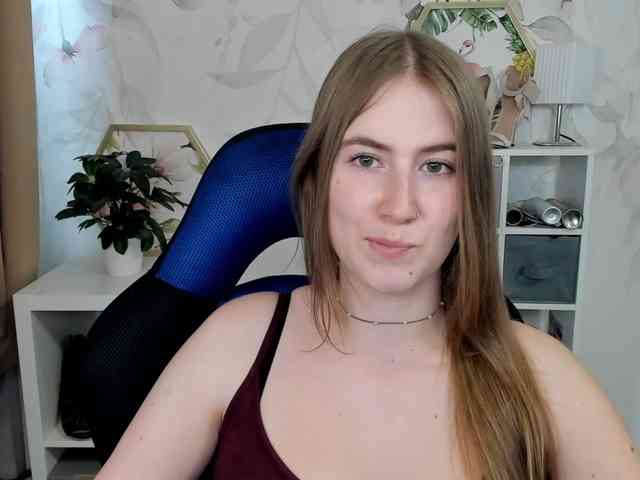 Model: desireMegan