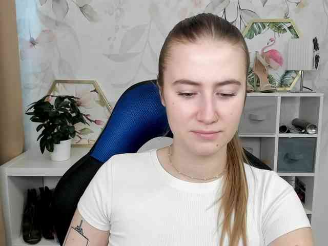 desireMegan webcam