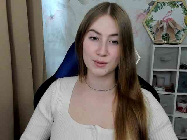 Model: desireMegan