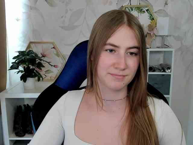 desireMegan webcam