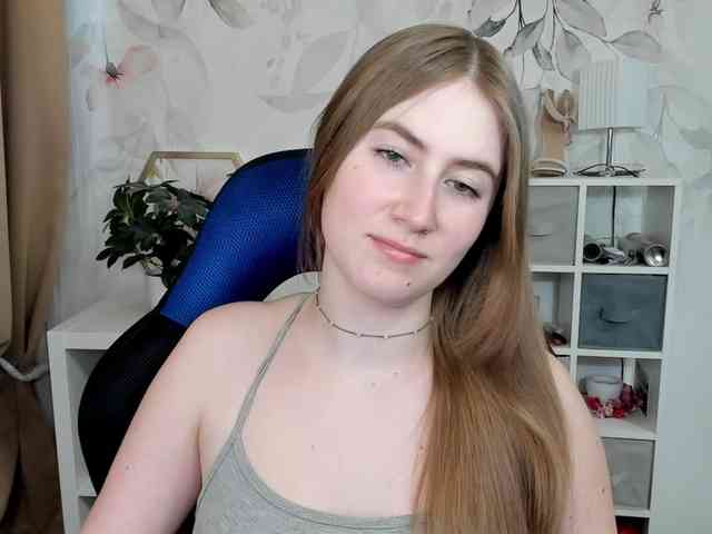 Model: desireMegan