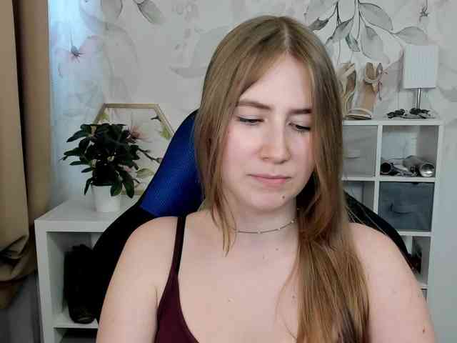 desireMegan webcam