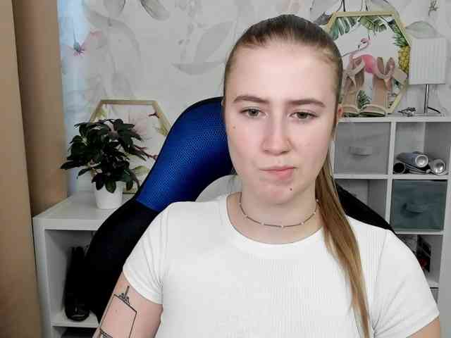 desireMegan webcam
