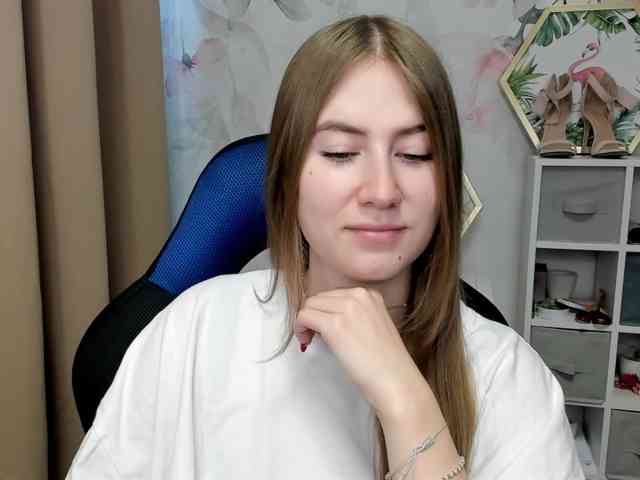 desireMegan webcam