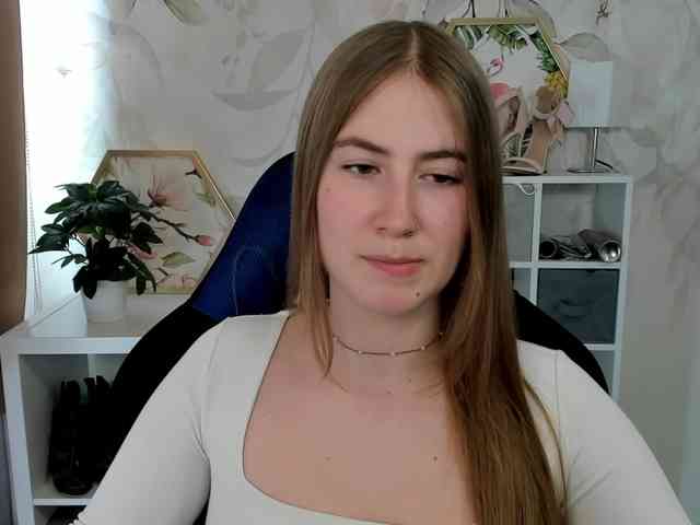 desireMegan webcam
