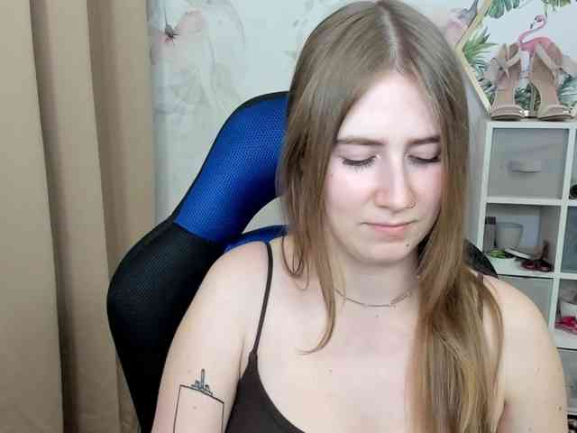desireMegan webcam