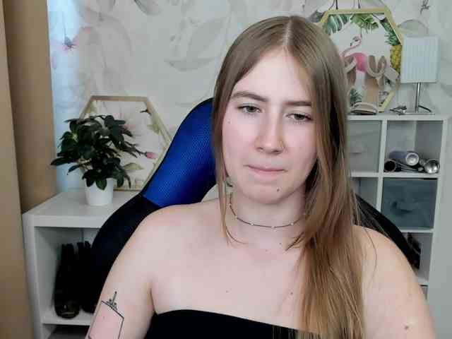 desireMegan webcam