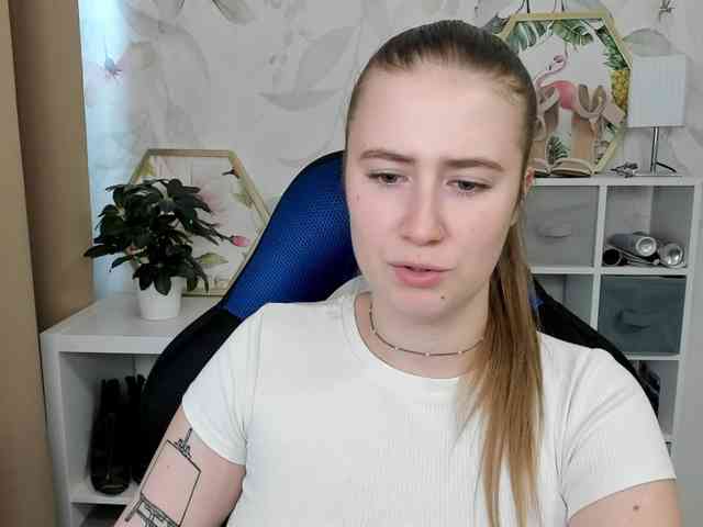 desireMegan webcam
