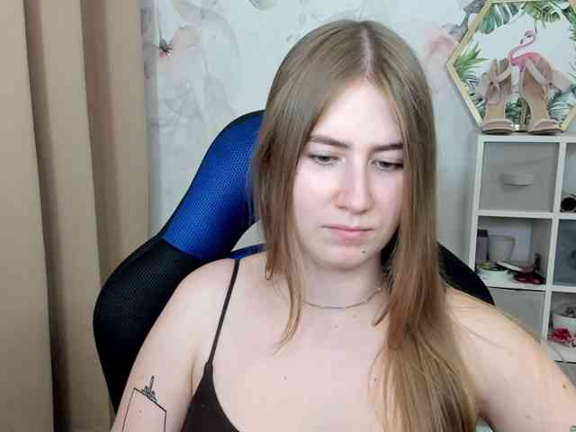 desireMegan webcam
