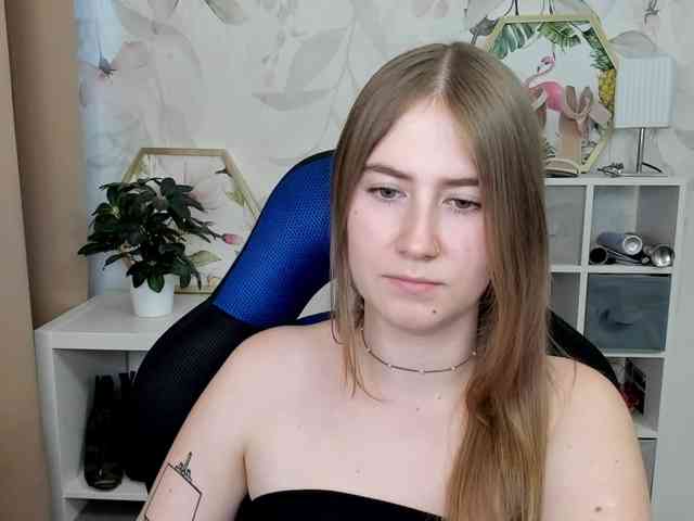 desireMegan webcam