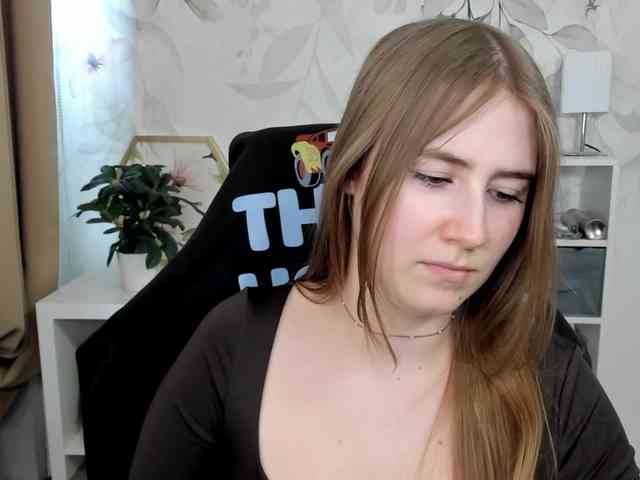 Model: desireMegan
