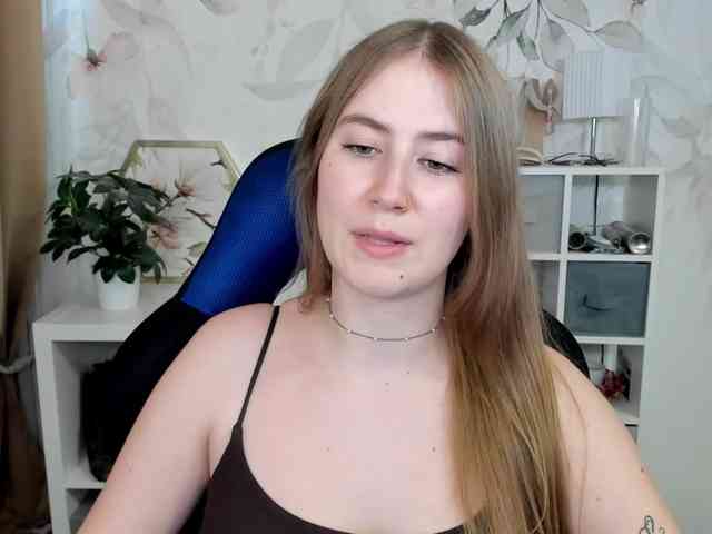desireMegan webcam