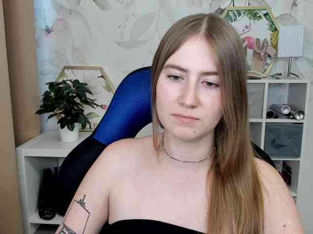 desireMegan webcam
