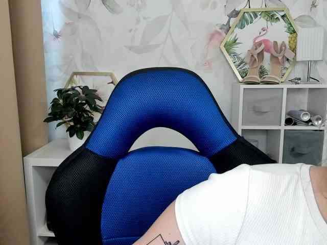 desireMegan webcam