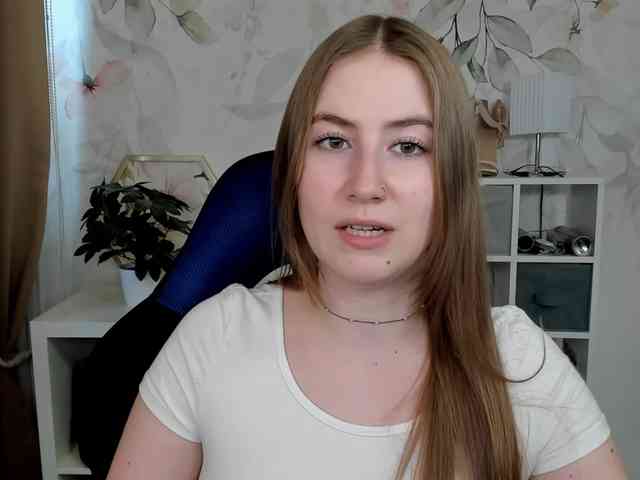 desireMegan webcam