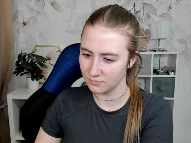 desireMegan webcam