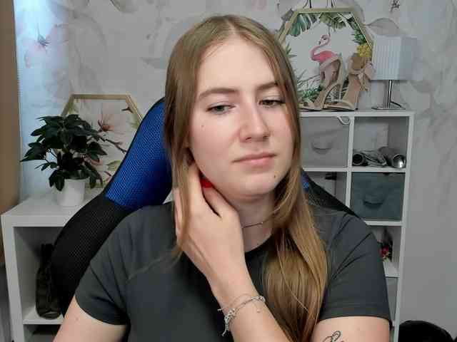desireMegan webcam