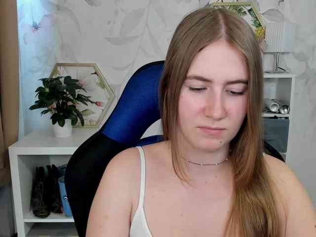 desireMegan webcam