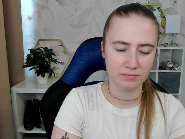 desireMegan webcam