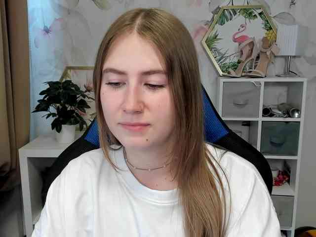 desireMegan webcam
