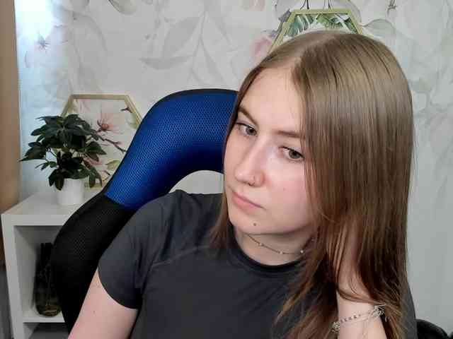 desireMegan webcam
