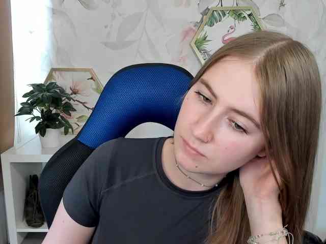 desireMegan webcam