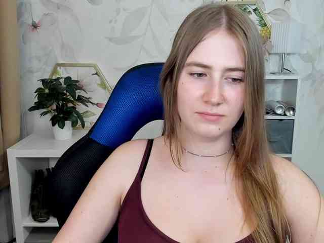 desireMegan webcam