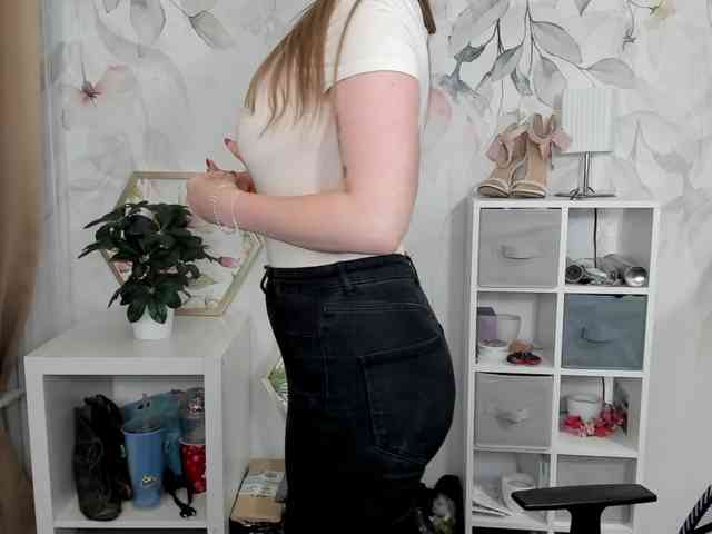 desireMegan webcam