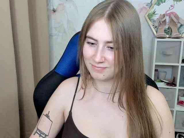 Model: desireMegan