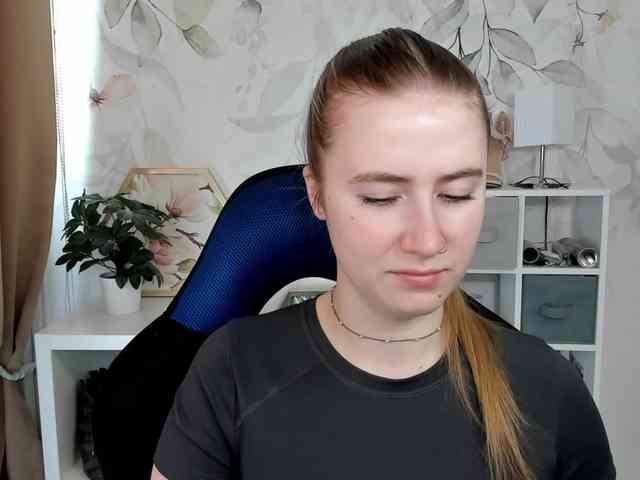 desireMegan webcam