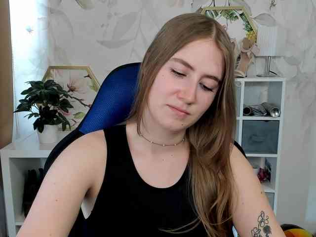 desireMegan webcam