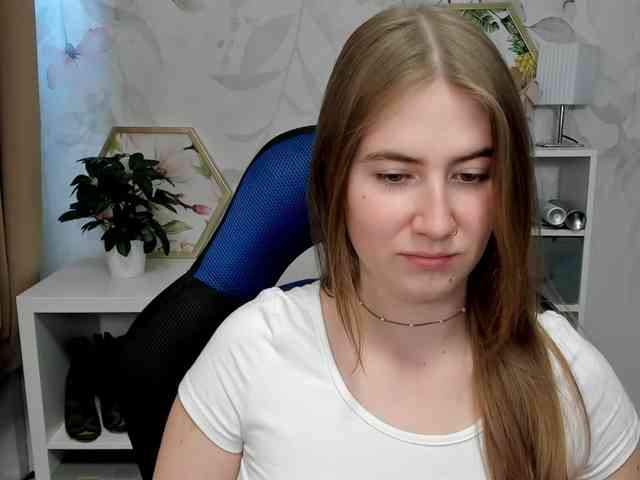desireMegan webcam