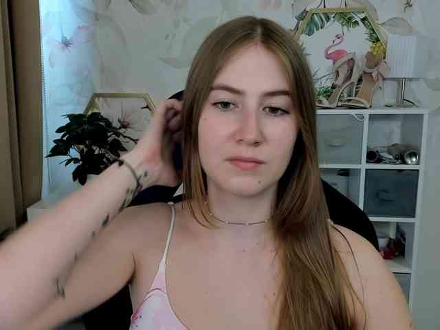 desireMegan webcam